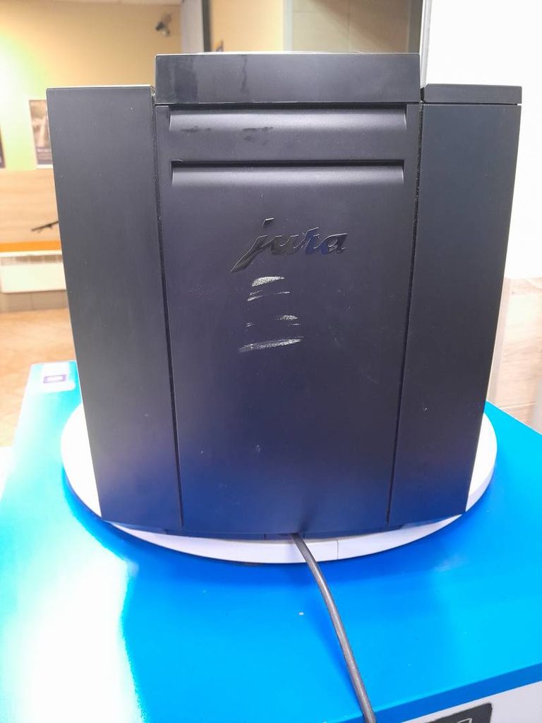 Дешево Jura e8 з ломбарду