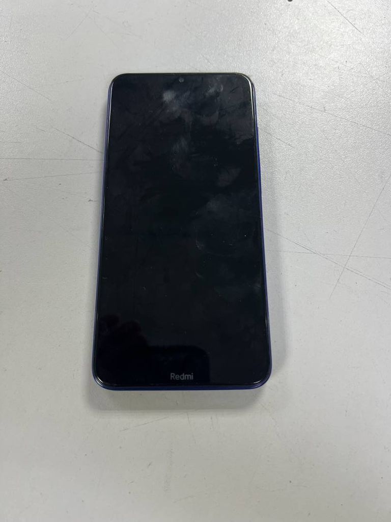 Купити Xiaomi Redmi 8 3/32GB Blue Б/У