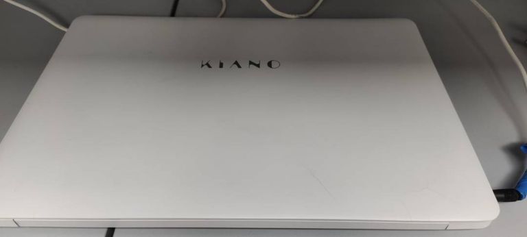 Дешево Kiano atom z3735f 1,33ghz/ ram2gb/ ssd32gb emmc з ломбарду