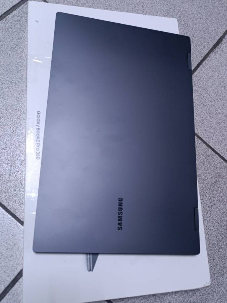 Дешево Samsung galaxy book 2 pro 15,6"/core i7-1260p/ram16gb/ssd512gb/intel iris xe з ломбарду