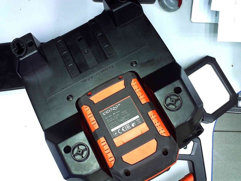 Дешево Dnipro-M dcl-201 + 1 акб 4.0 ah з ломбарду