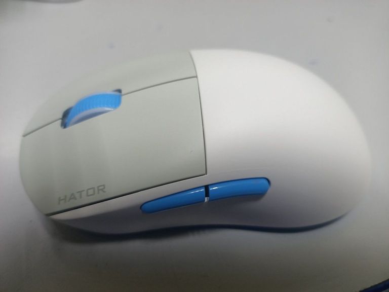 Купить Hator quasar 2 pro wireless/cyan Б/У