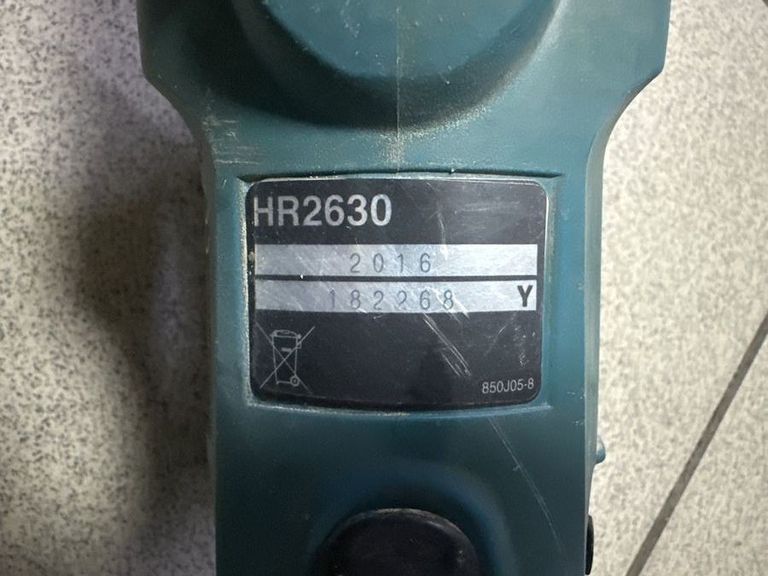 Купити Makita HR2630 Б/У