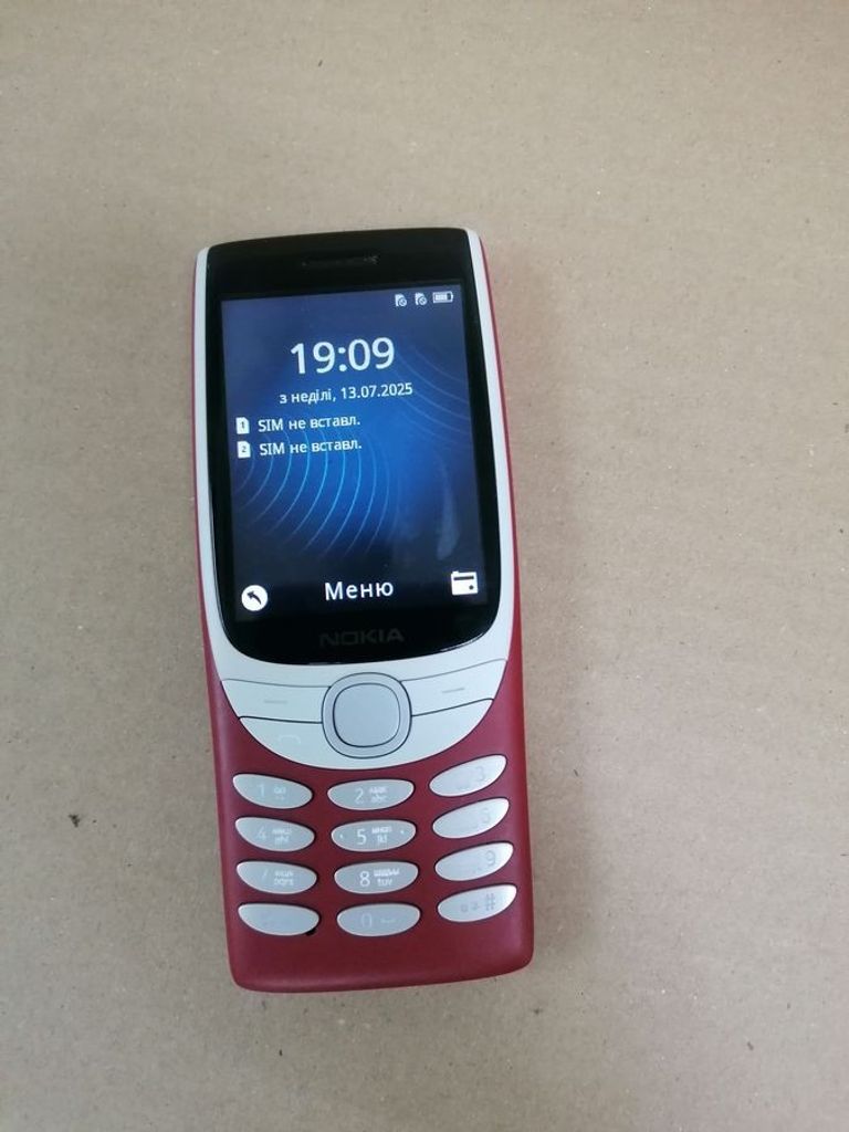 Оголошення Nokia 8210 Б/У