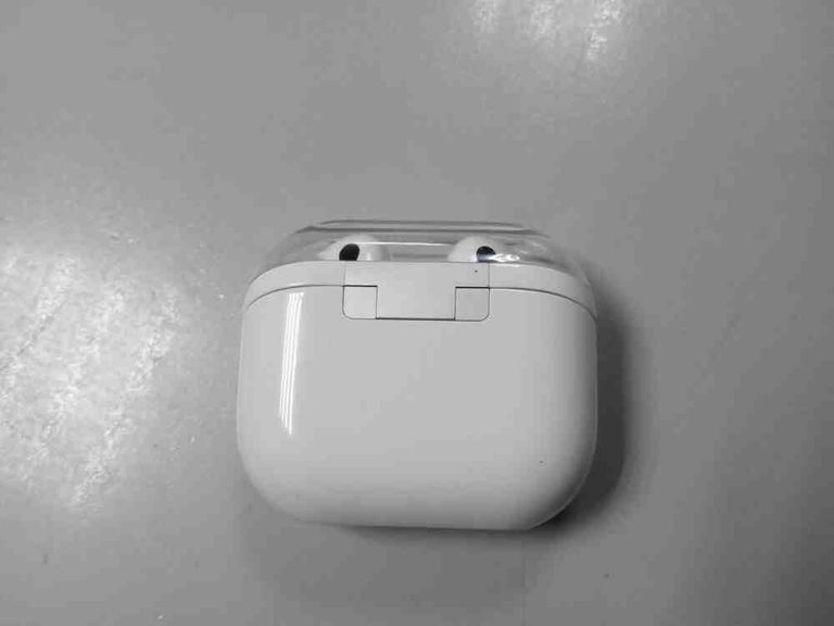 Объявление Samsung Galaxy Buds3 Pro Silver Б/У