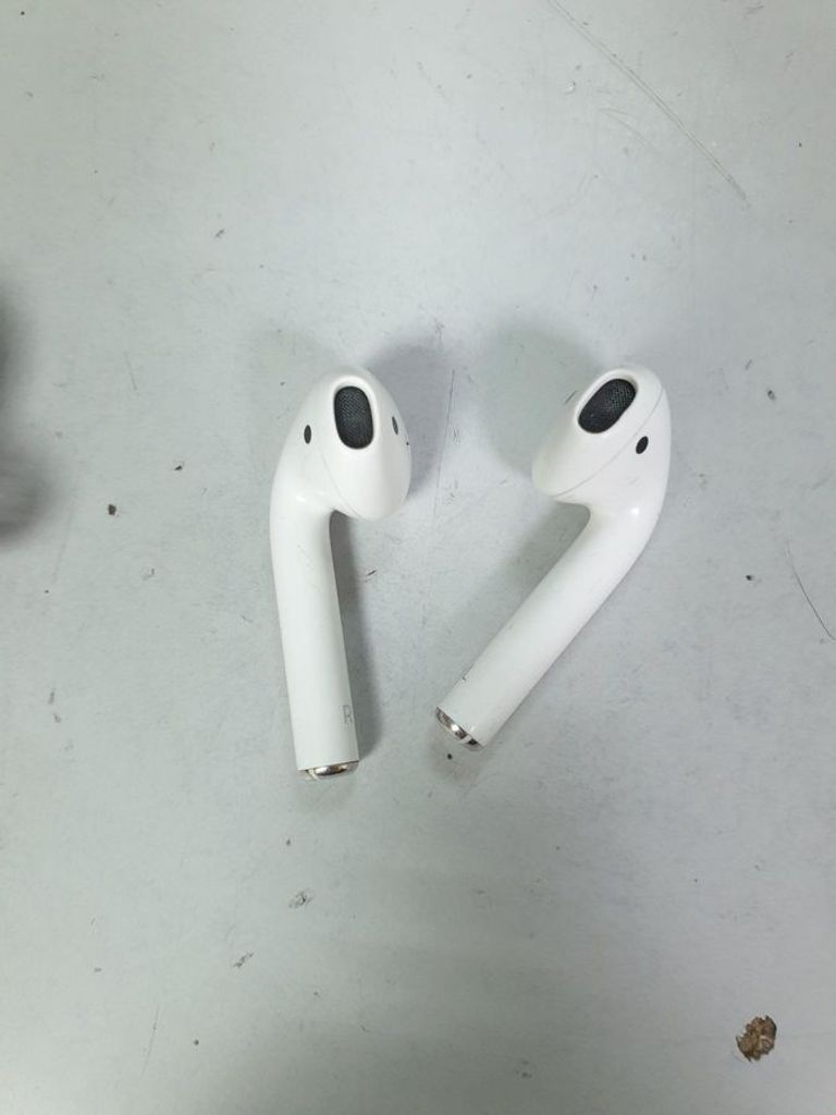 Объявление Apple airpods 2nd generation with charging case Б/У