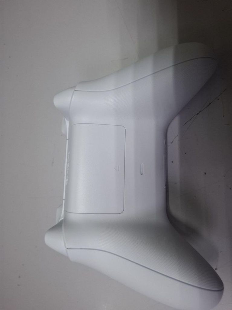 Дешиво Microsoft 1914 xbox wireless controller с ломбарда