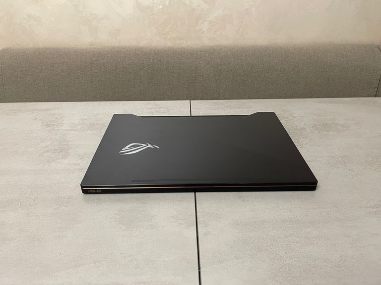 Asus ROG Zephyrus GX501VI-GZ020T Код:null. Зображення 6