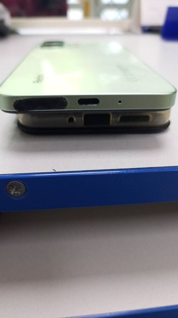 Дешево Xiaomi redmi 13c 4/128gb з ломбарду