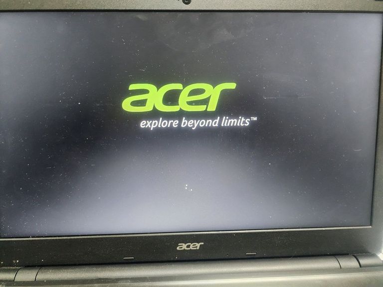 Дешиво Acer 15/core i5 4200u ddr3/4gb ddr3/hdd 500 gb/*інтегрована с ломбарда