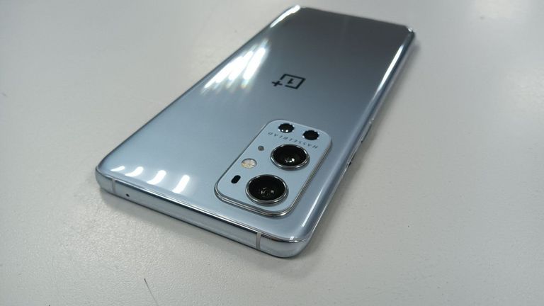 Объявление Oneplus 9 pro 8/128gb Б/У