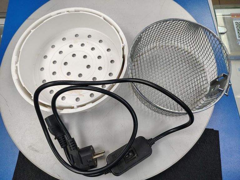 Оголошення Redmond rmc-210 Б/У