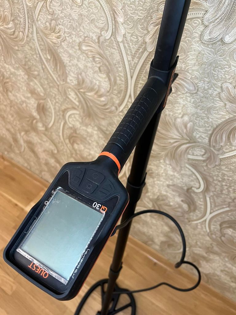 Дешево Quest Q30 з ломбарду