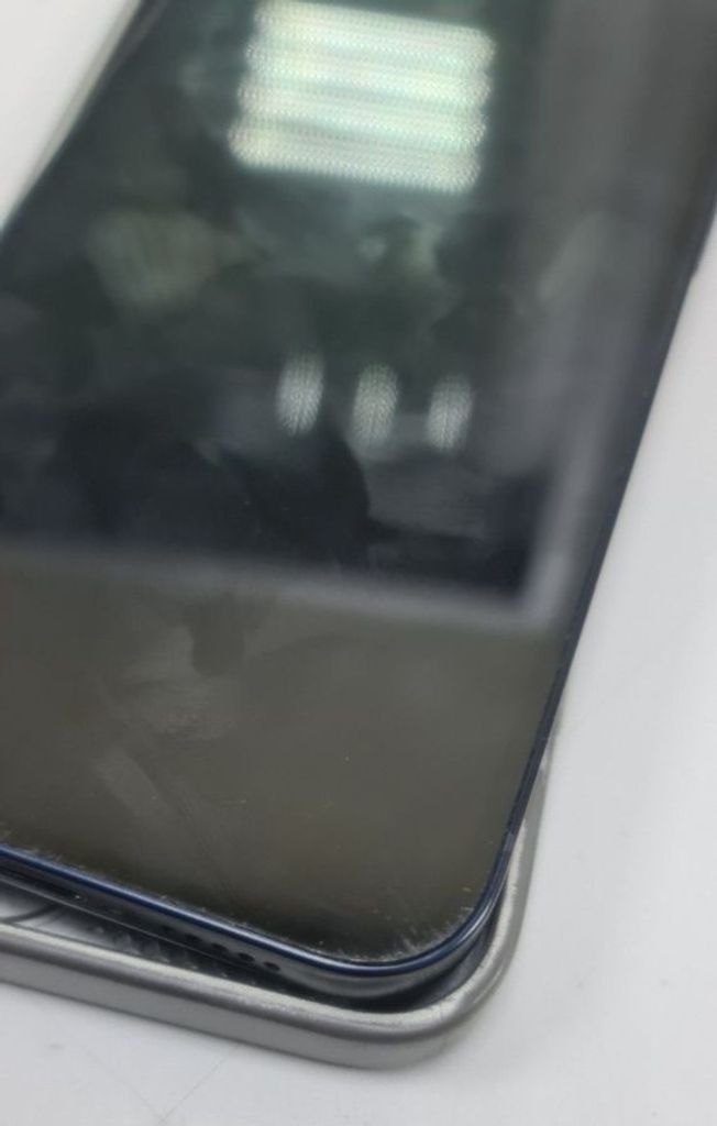 Дешево Apple iPhone 12 64GB Black (MGJ53/MGH63) з ломбарду