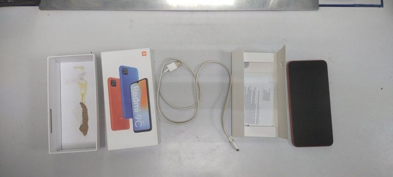 Купити Xiaomi Redmi 9C NFC 2/32GB Twilight Blue Б/У
