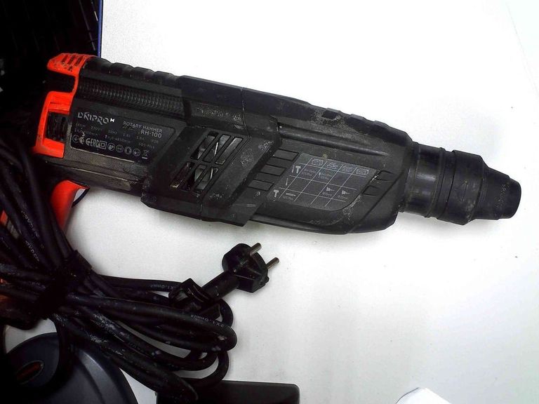 Дешево Dnipro-m RH-100 (49127000) з ломбарду