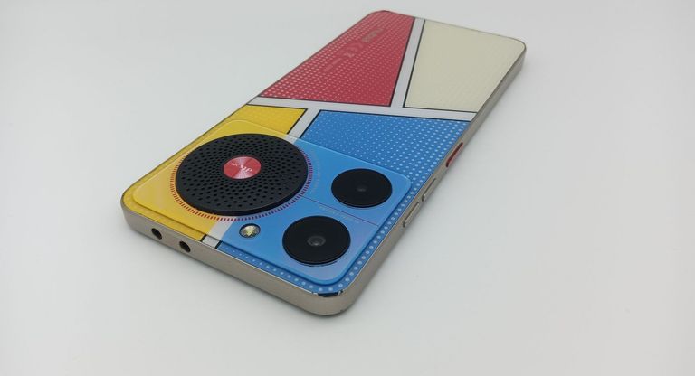 Объявление Zte Nubia Music 4/128GB POP Art Б/У