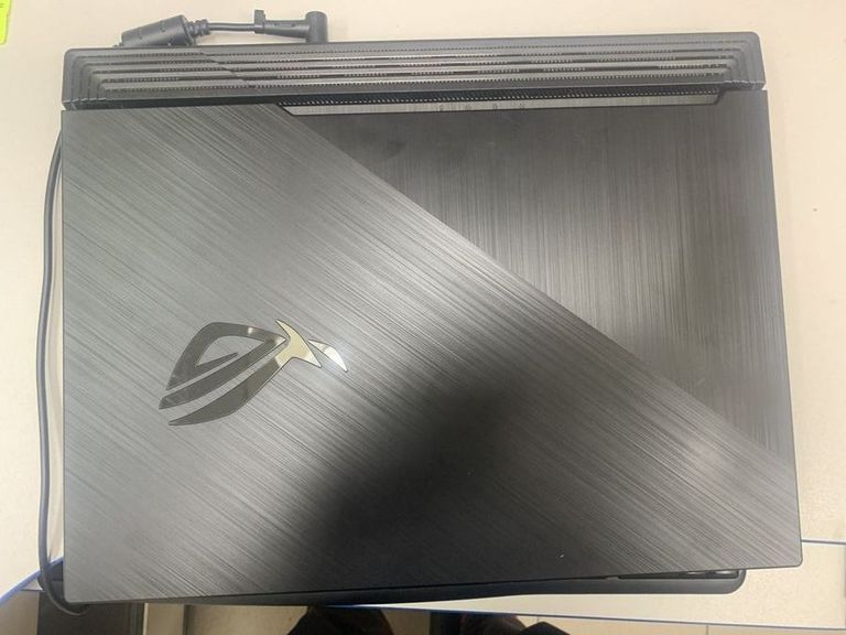 Купити Asus 15/core i7-10870h ddr4/16gb ddr4/ssd 512 gb/geforce gtx1650ti 4gb Б/У