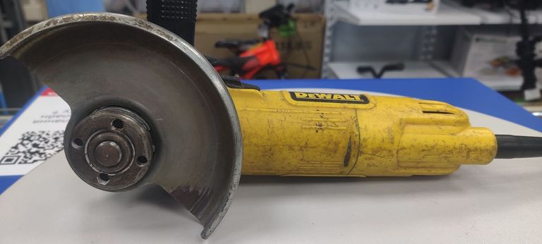 Объявление Dewalt DWE4057 Б/У