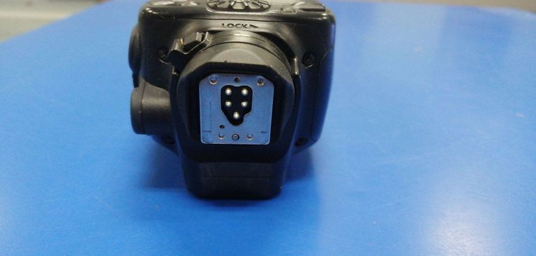 Canon Speedlite 600EX RT Код:01-200809866. Изображение 5