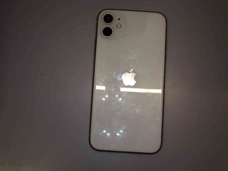 Розпродаж Apple iphone 11 64gb, продавець Техноскарб