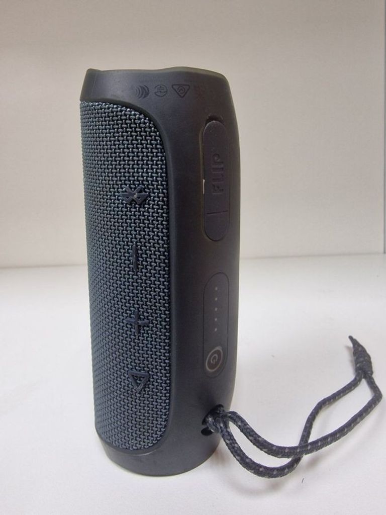 Оголошення Jbl flip essential 2 Б/У