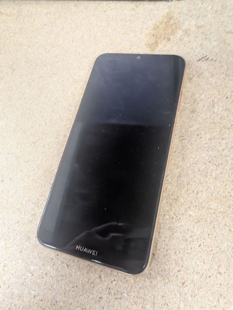 Дешиво Huawei y6 2019 2/32gb с ломбарда