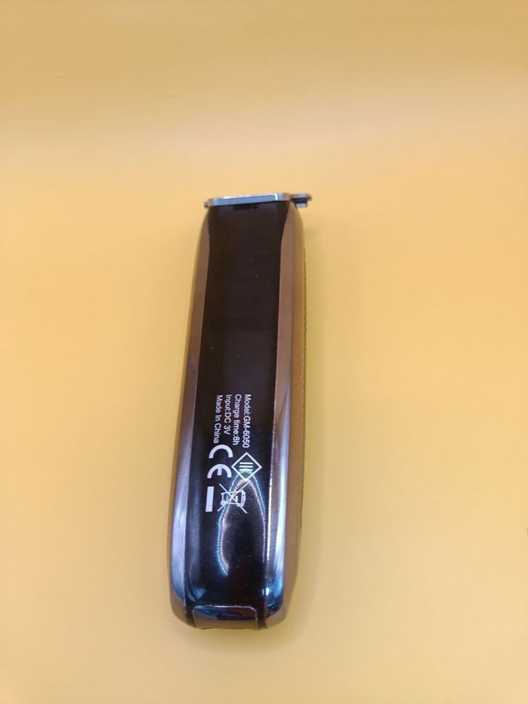 Дешево Gemei GM-6050 з ломбарду