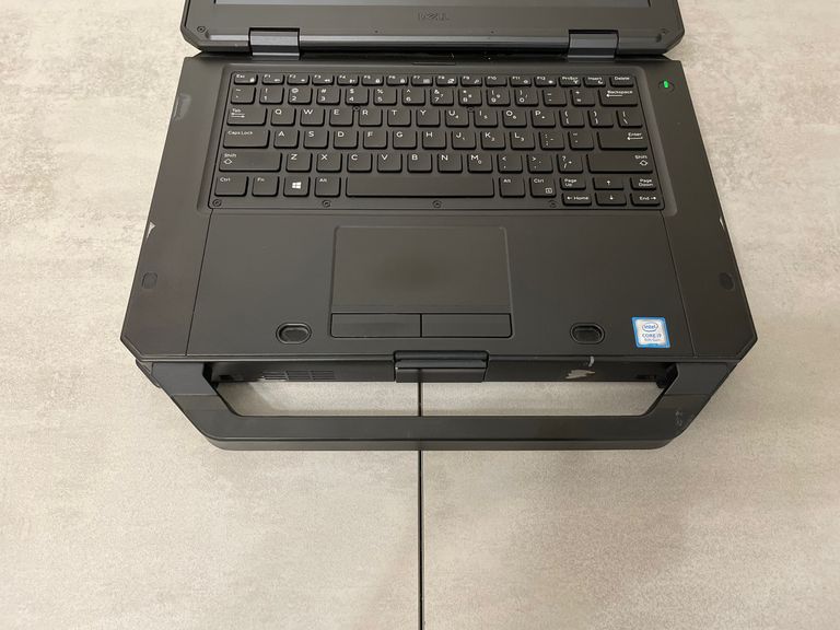 захищений Dell Latitude 7424 Rugged, 14" FHD IPS, i7-8650U, 32GB, 256GB SSD, AMD Radeon RX 540 4GB. Гарантія Код:null. Зображення 4