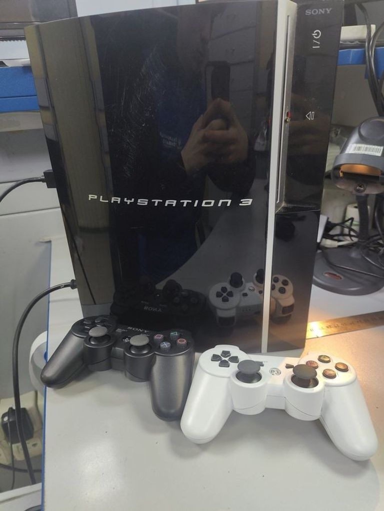 Купити Sony playstation 3 250gb Б/У
