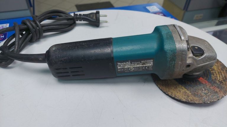Оголошення Makita 9555hn Б/У