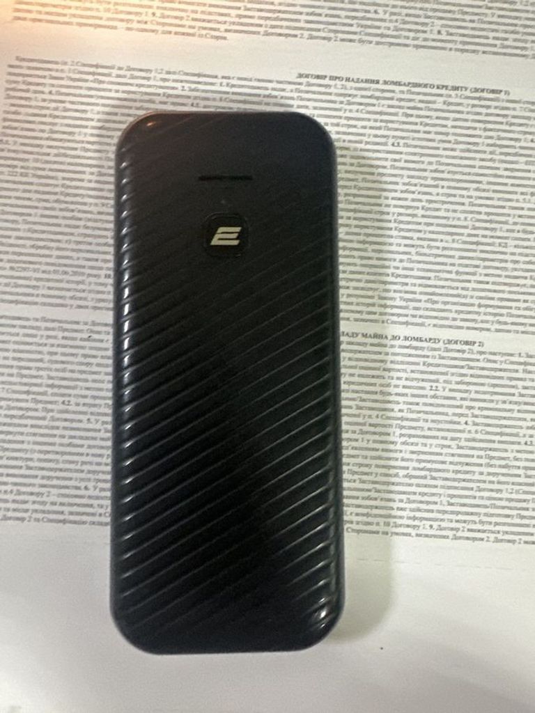 Дешиво 2E e240 2022 с ломбарда