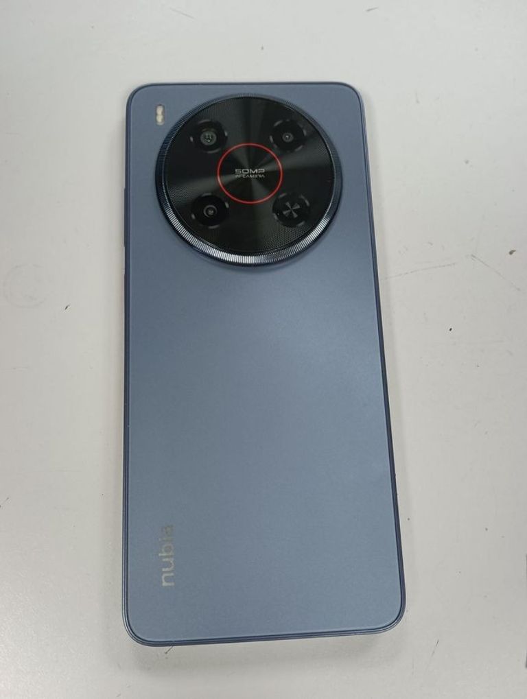 Оголошення Zte Nubia V70 Max 6/128GB Gray Б/У