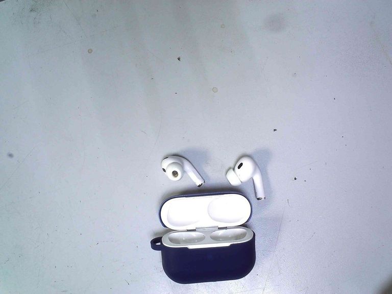 Оголошення Apple airpods pro 2nd generation with magsafe charging case usb-c Б/У