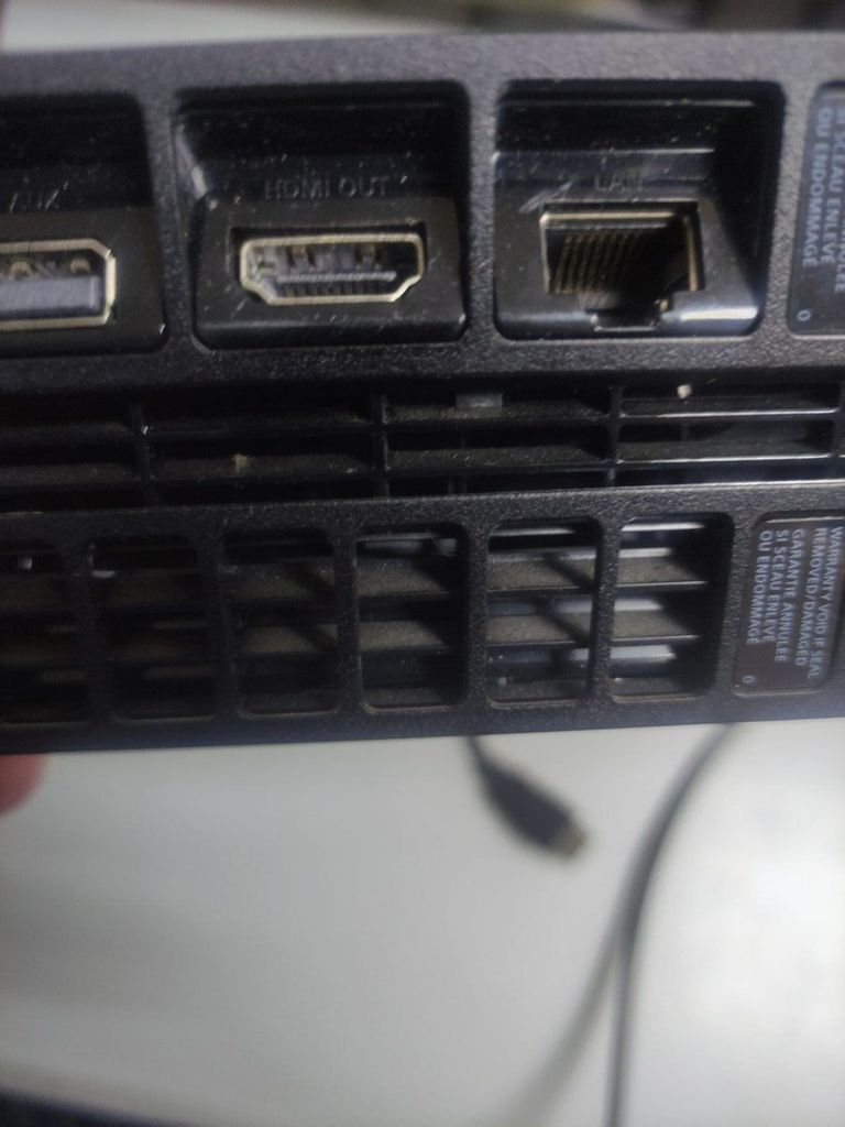 Объявление Sony playstation 4 slim 500gb Б/У