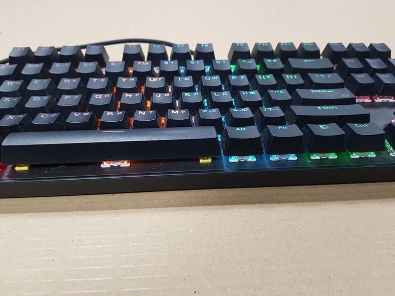 Оголошення Hator icefall mecha rainbow Б/У