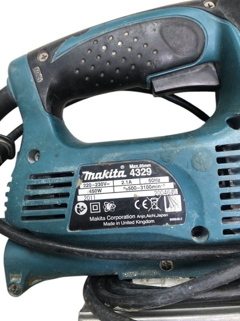 Дешево Makita 4329 з ломбарду