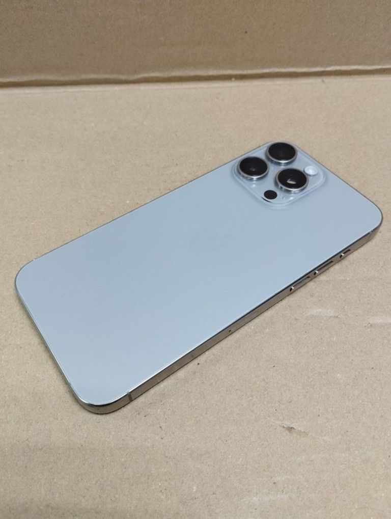 Apple iphone 15 pro max 256gb Код:01-200903447. Зображення 9