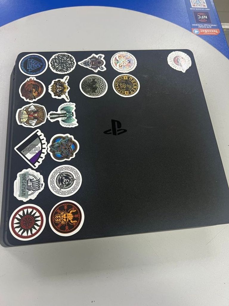 Купити  Sony PlayStation 4 Slim 1TB Black Б/У