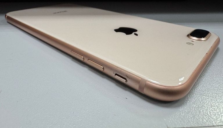 Apple iphone 8 plus 64gb Код:01-200913969. Зображення 6