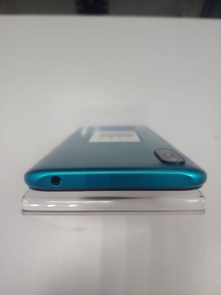 Дешево Xiaomi redmi 9a 2/32gb з ломбарду