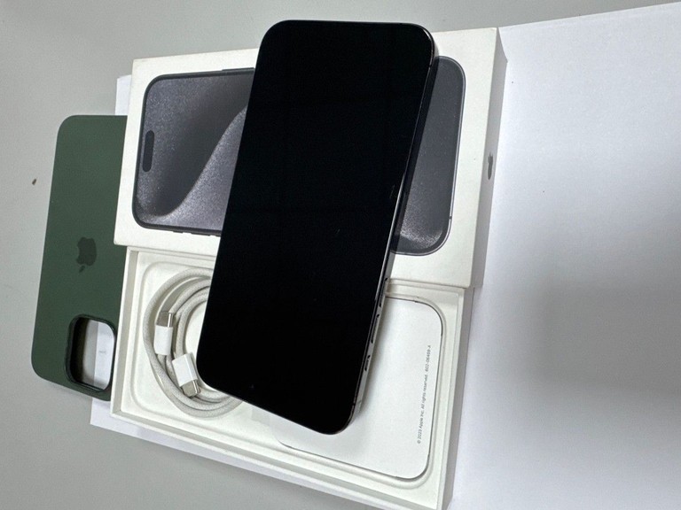 Розпродаж Apple iphone 15 pro max 256gb, продавець Техноскарб