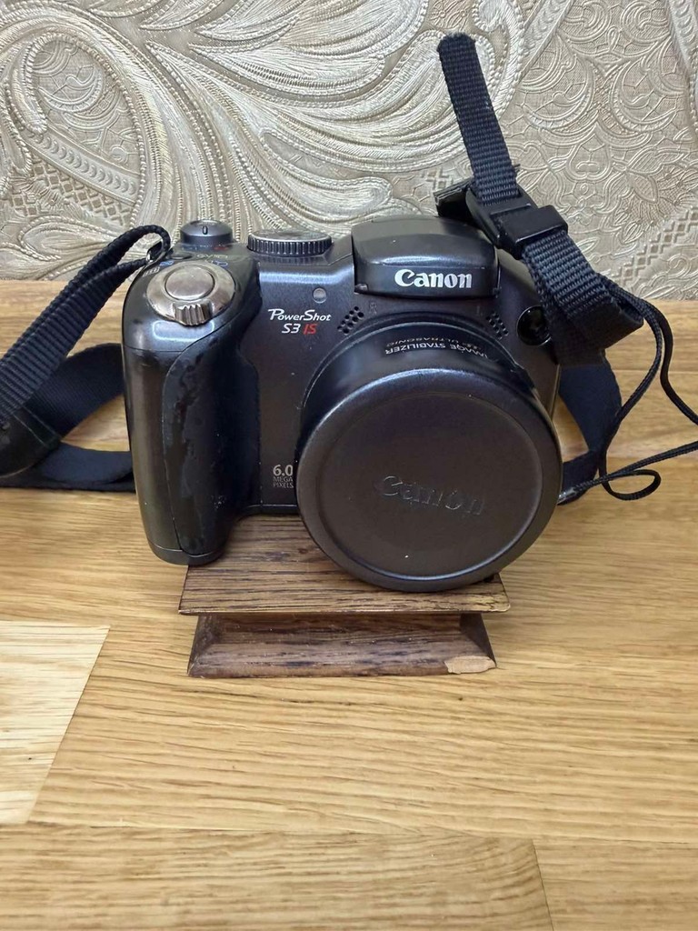 Купити Canon PowerShot S3 II Black Б/У