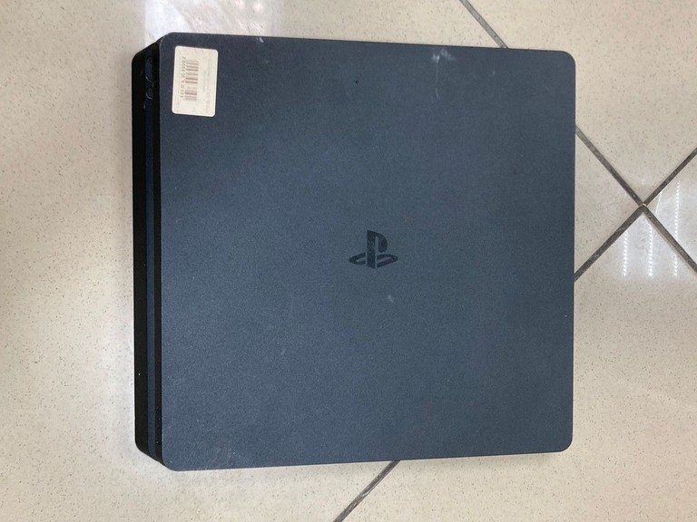 Купити  Sony PlayStation 4 Slim 1TB Black Б/У