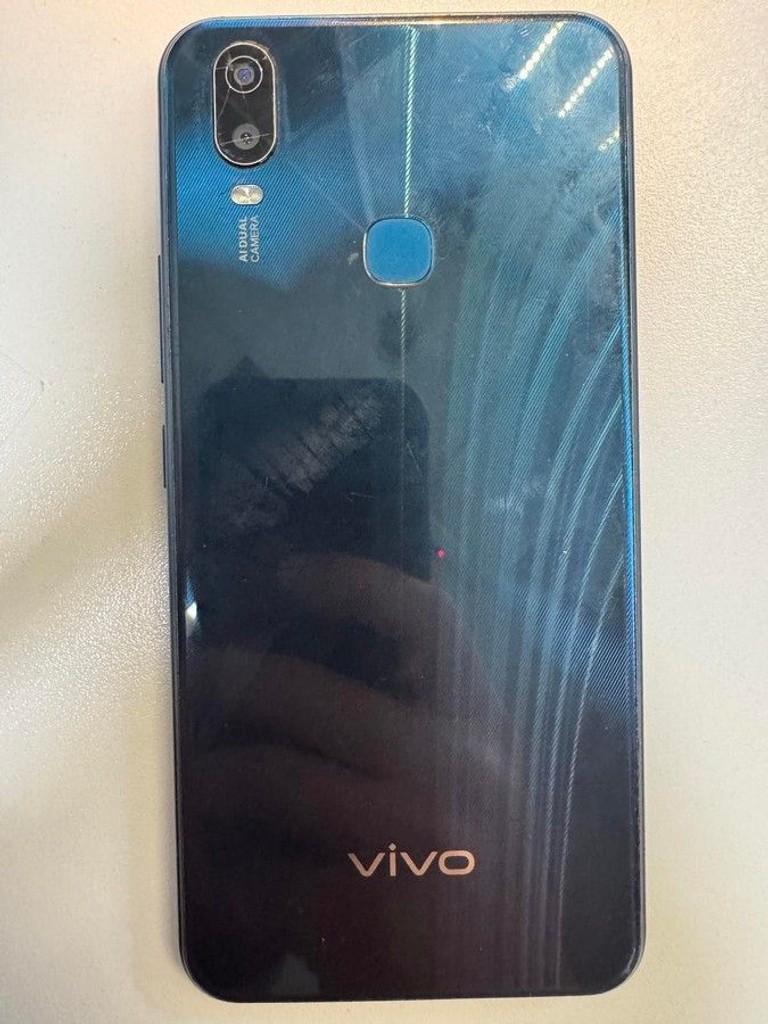 Оголошення Vivo y11 3/32gb Б/У