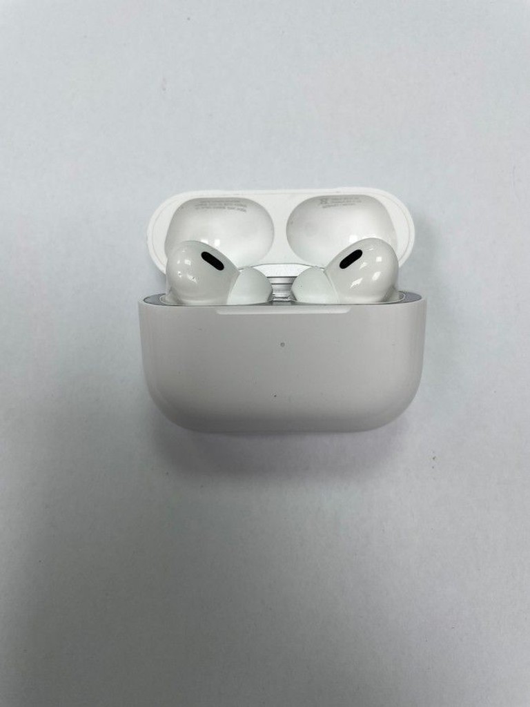 Оголошення Apple airpods pro 2nd generation with magsafe charging case usb-c Б/У