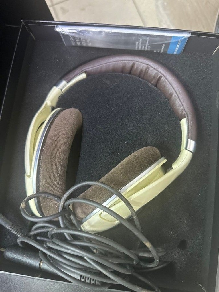 Оголошення Sennheiser HD599 Б/У