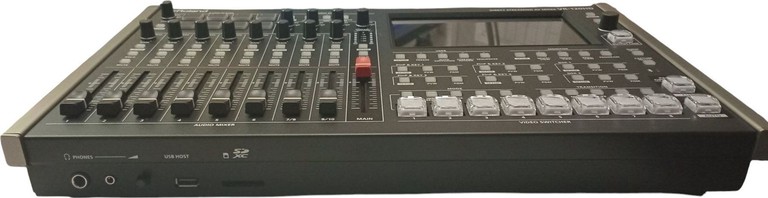 Объявление Roland VR-120HD Б/У