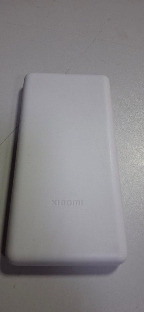 Купить Xiaomi 10000 Б/У