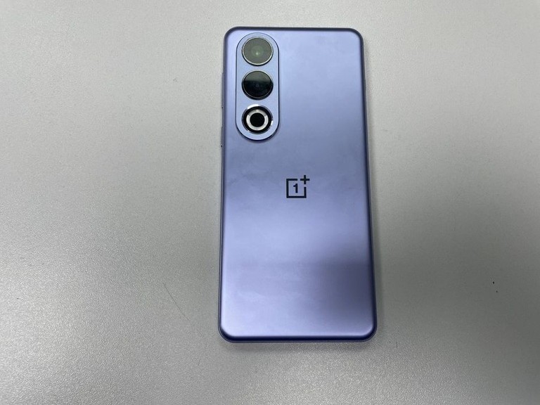 Дешево Oneplus Ace 3V 12/256GB Gray з ломбарду